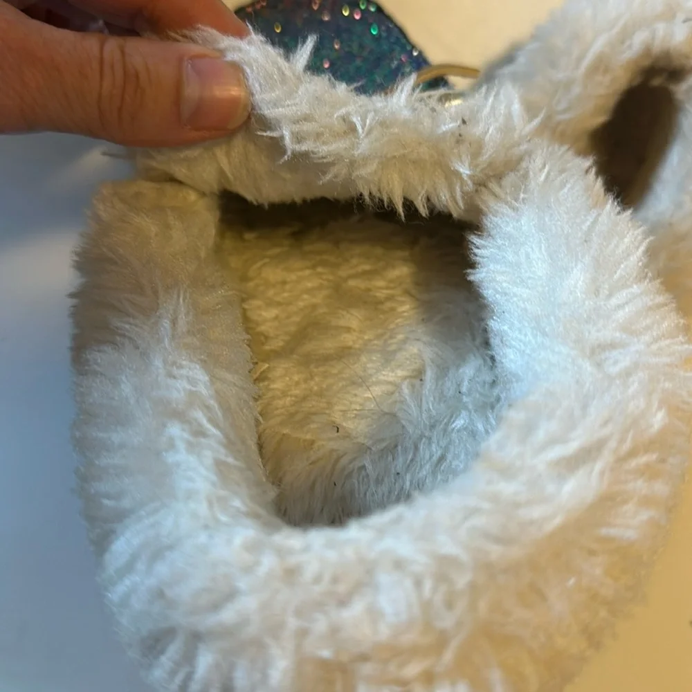 Sparkly Fur-lined Slippers